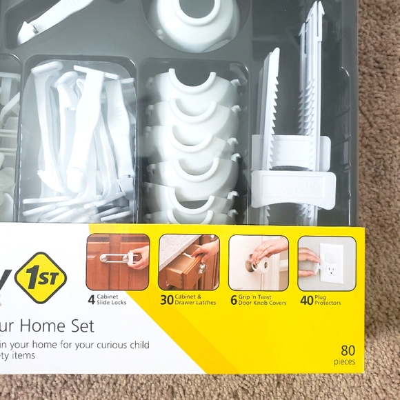 New Safety 1st Safeguard your home 80 piece set - Picture 2 of 4